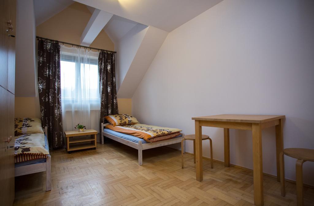 Hostel Florencja Wieliczka Habitación foto
